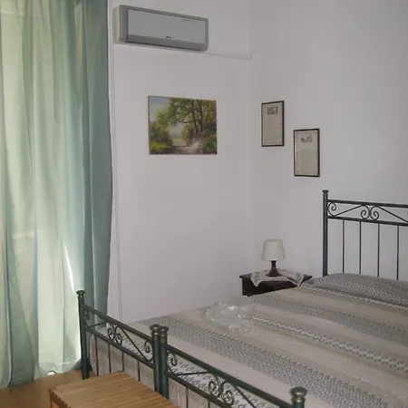 Alojamento de Acomodação e Pequeno-almoço Domus Gaetani Syracuse