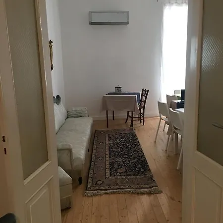 Domus Gaetani 4*