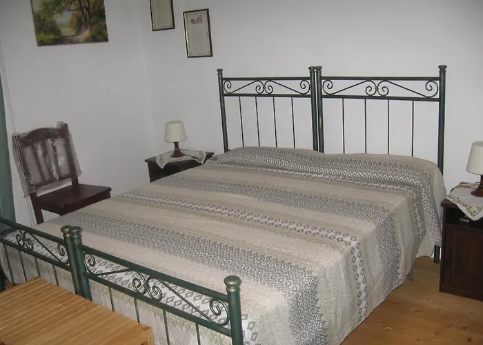 Domus Gaetani Bed & Breakfast 3*