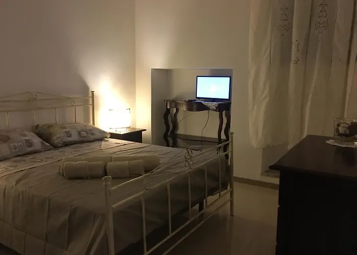 Bed & Breakfast Domus Gaetani 3*