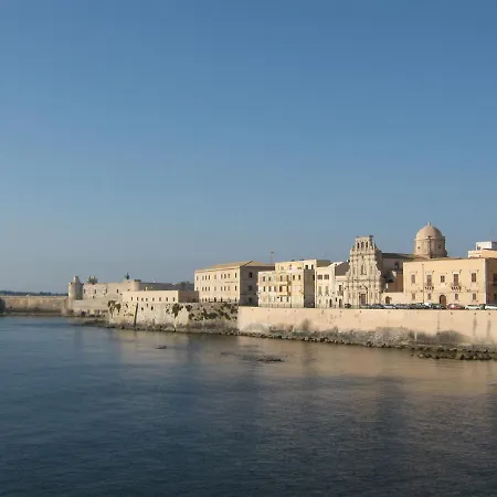 Domus Gaetani B&B