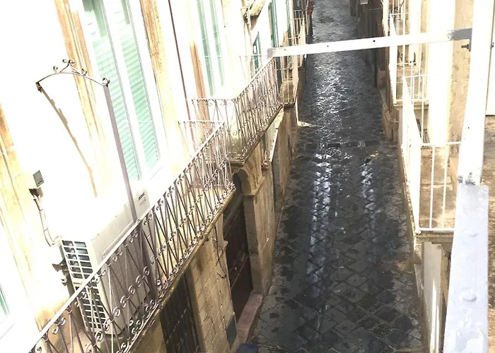 Domus Gaetani 3*